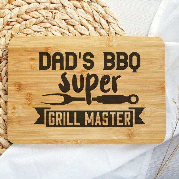 Dad's BBQ Super Grill Master Personalized Cutting  board - Picture 1 of 2
